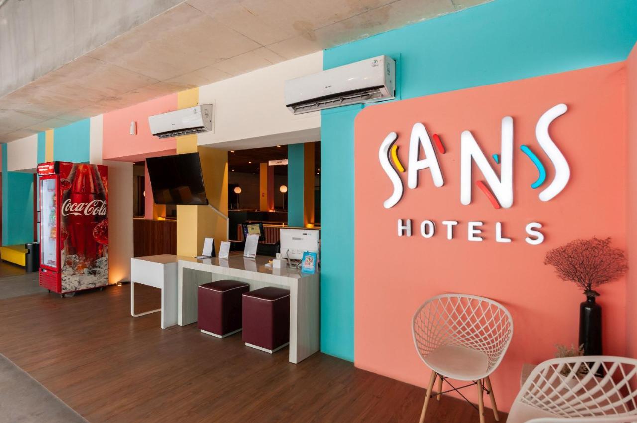 Sans Hotel Finest 棉兰 外观 照片